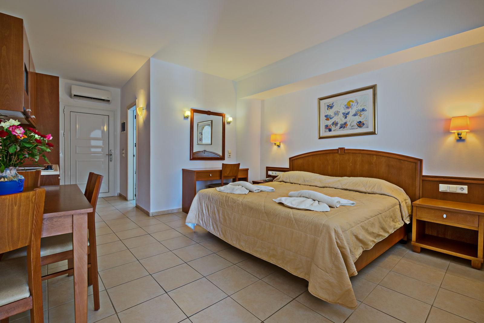 Delfina Boutique Hotel Paralia Kourna Exterior foto